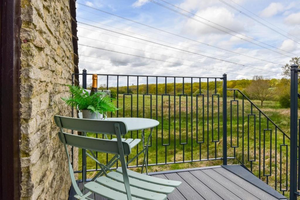 The Lookout At Cloatley Meadow Διαμέρισμα Hankerton Εξωτερικό φωτογραφία